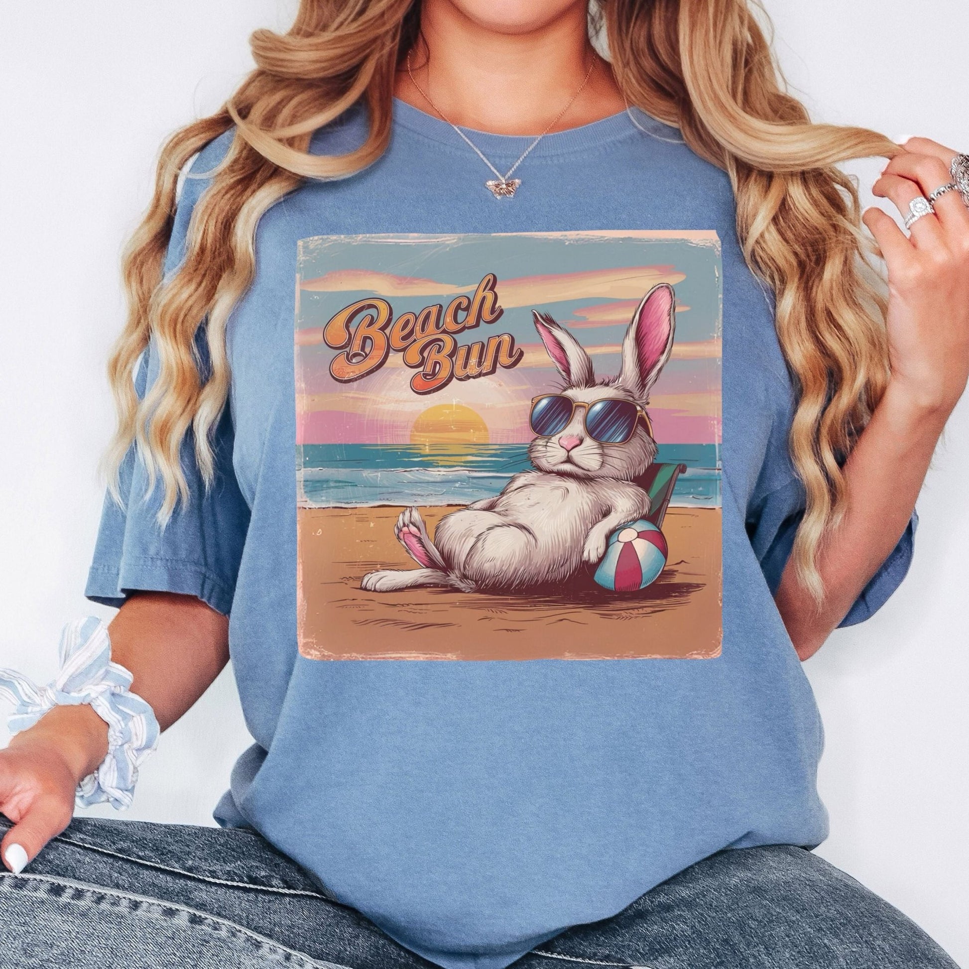 Retro Beach Bun Unisex Garment - dyed Heavyweight T-Shirt - Chester & Co.