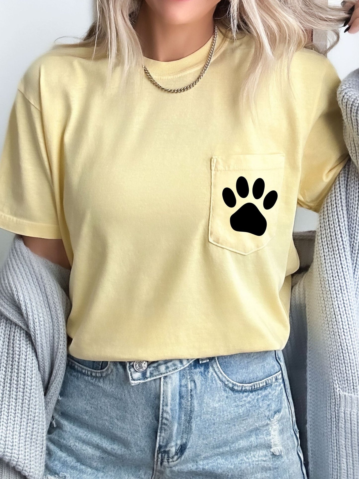 Treat Dealer Unisex Garment - Dyed Front Pocket T-Shirt - Chester & Co.