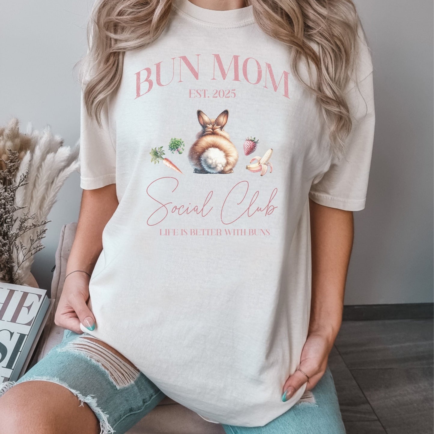 Bun Mom Social Club Unisex Garment - dyed Heavyweight T-Shirt - Chester & Co.